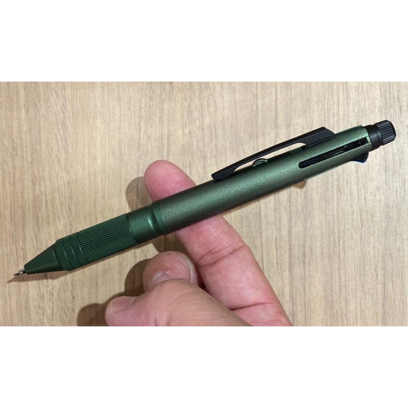 Jetstream 4+1 Metal Edition - Mitsubishi Uni 4 Color (0.5mm) & Mechanical Pencil (0.5mm)